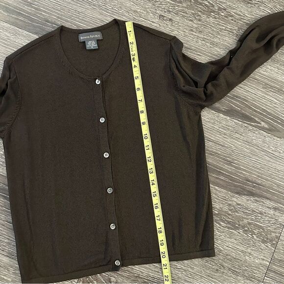 Banana Republic Semi Sheer Vintage Cardigan - Picture 9 of 10